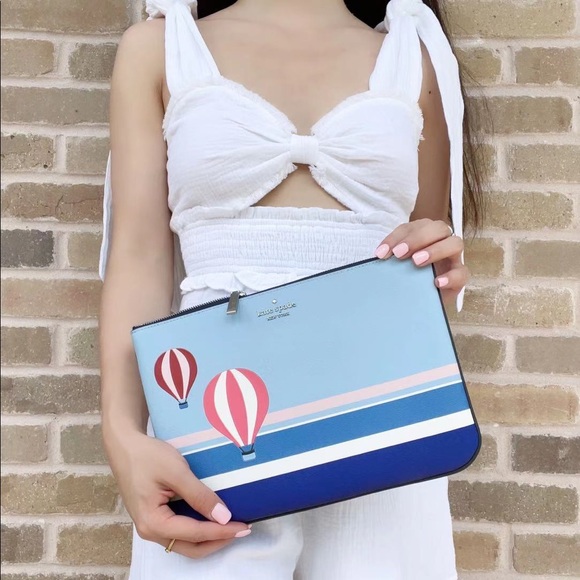 Kate Spade Up up And Away Hot Air Balloon Large Zip Pouch Blue Multi Leather - Picture 3 of 3